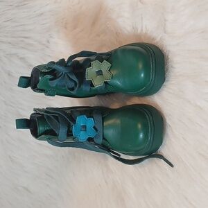 Camper Kids /Girl Norte Twin Green Boots with Blue/ Green Accents Sz 27